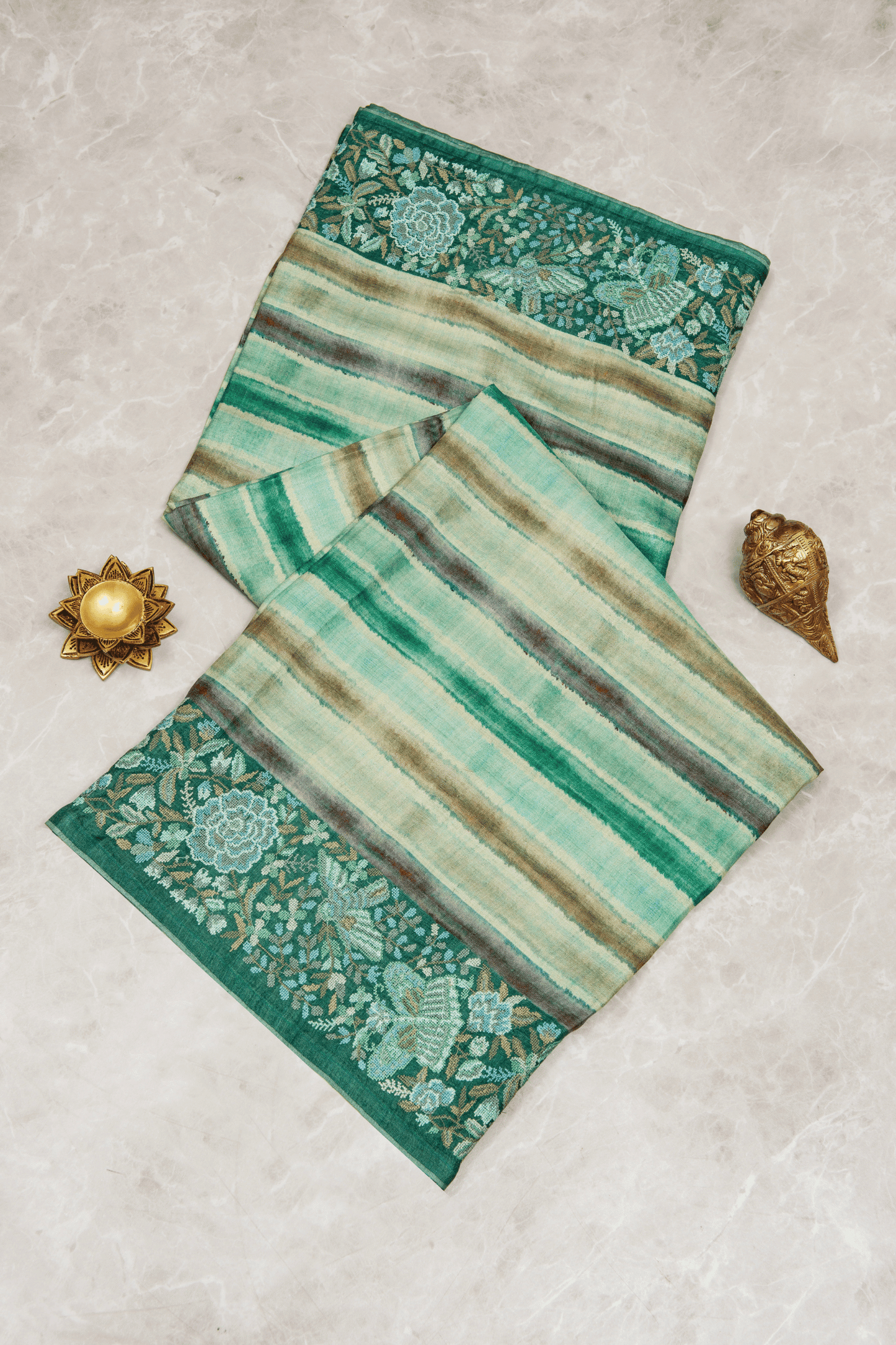 Tussar Saree With Embroidered Borders 