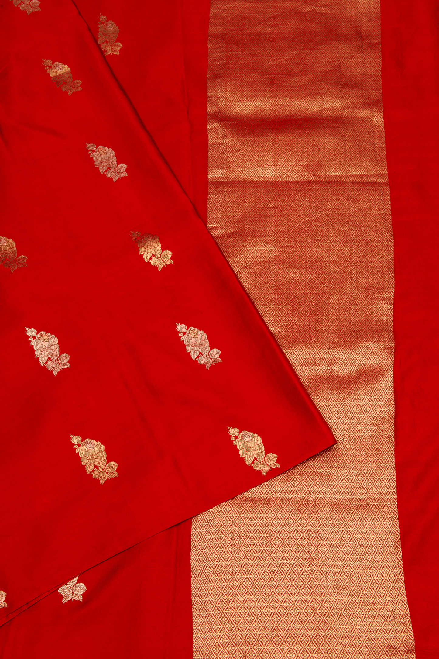 Mushroo Saree 