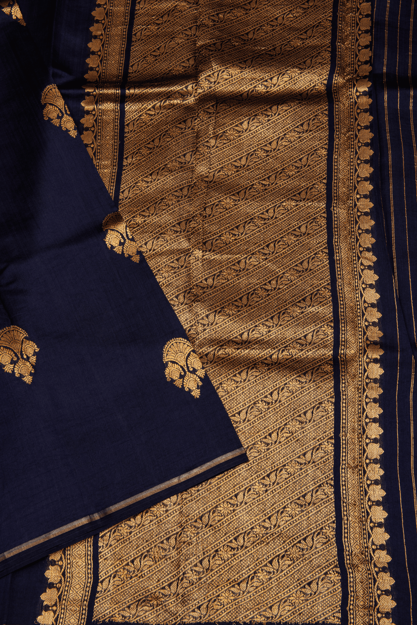 Mushroo Saree 